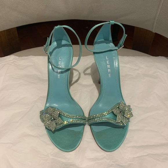 Beautiful Crystal Satin Sandal - Picture 6 of 11